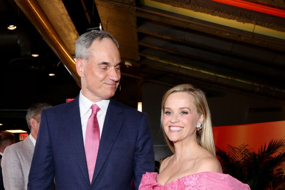 Reese Witherspoon makes red-carpet debut with new boyfriend at Elle premiere β 1 of 3