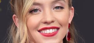 Sydney Sweeney Sunkissed In Skimpy Bikini On All Fours A ’14/10′ — 1 of 2