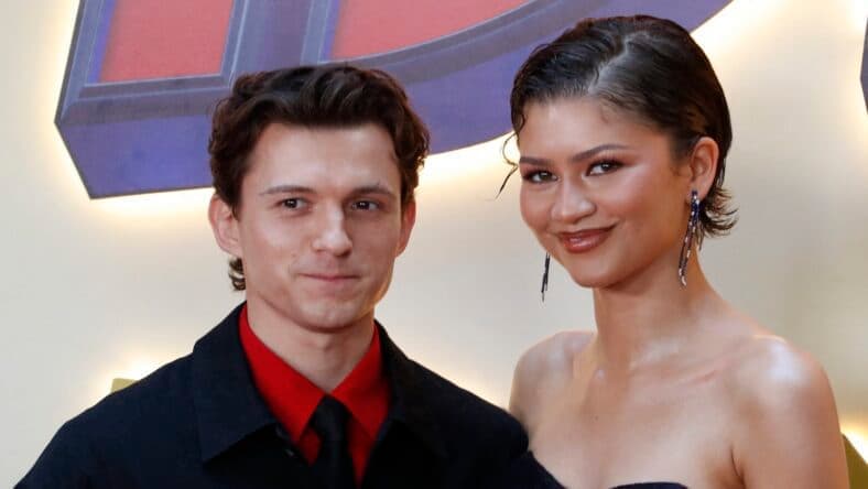 Source Reveals The Exact Moment Zendaya Fell For Tom Holland — 1 of 6