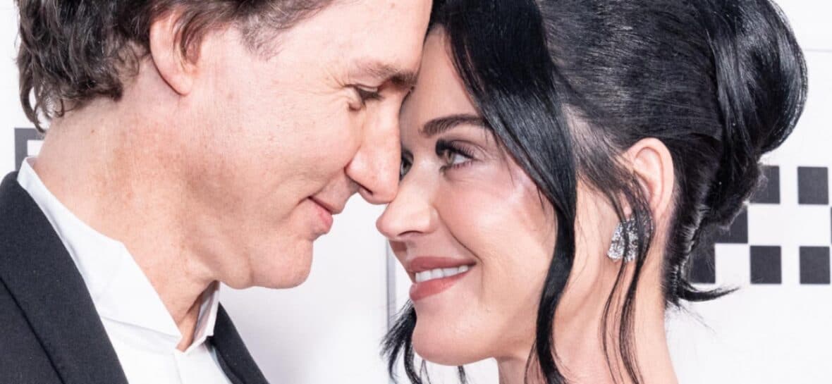 Katy Perry’s Hot And Heavy Picnic Photos With Justin Trudeau ‘Should Come With A Warning’