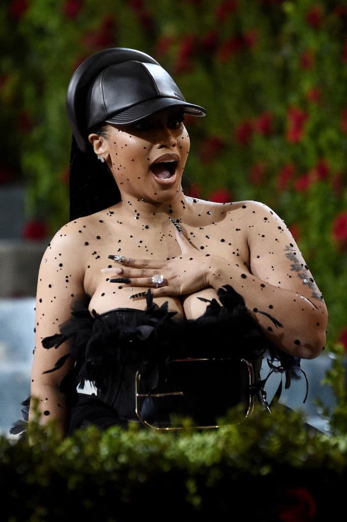EXCLUSIVE: Nicki Minaj Wins DEFAMATION Lawsuit Filed By Super Fan!